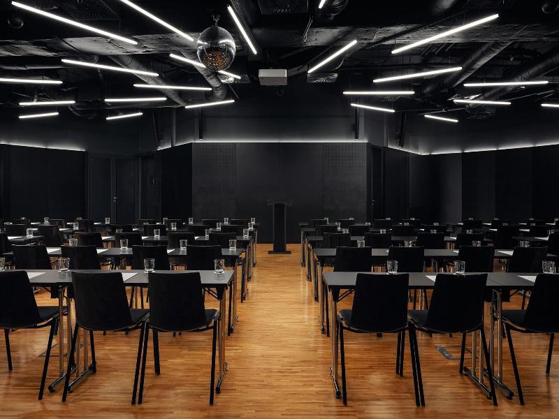 Stages Hotel Prague, A Tribute Portfolio Hotel - Lobi