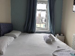 Irvine Riverside Guesthouse fotoÄŸrafÄ±
