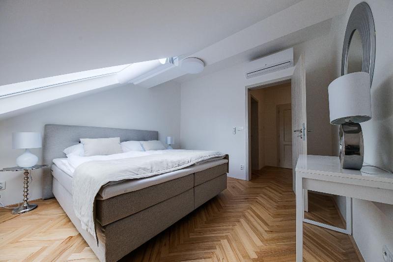 GÂ´Old Art Apartments - Oda