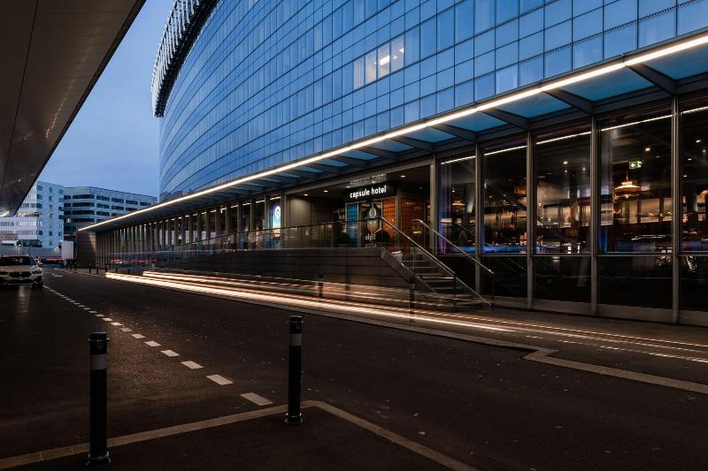 Capsule Hotel - Alpine Garden Zurich Airport - Genel