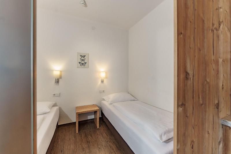 Landhaus Hubertus - Hotel Garni - Oda