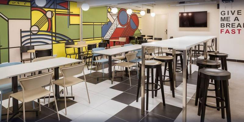 Maverick Athenaeum - Restoran