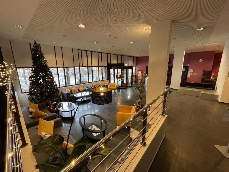 Neuchatel City Hotel - Lobi