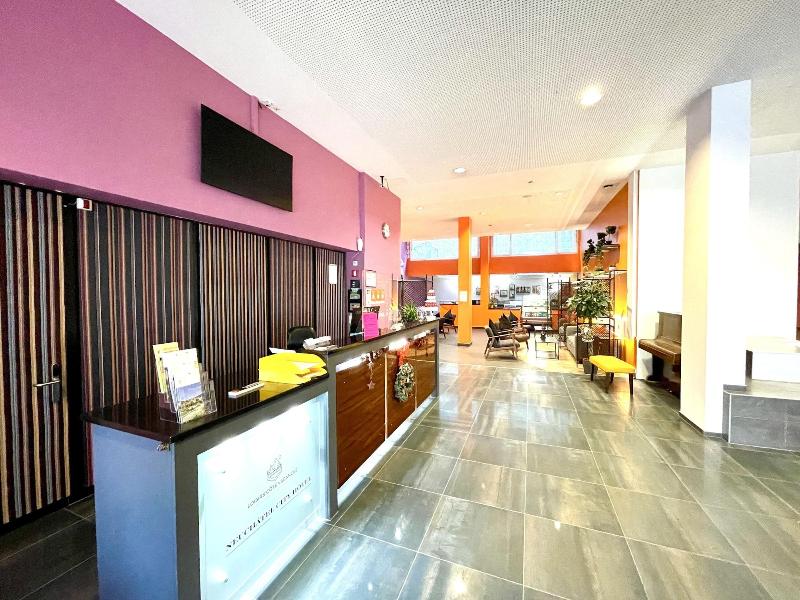 Neuchatel City Hotel - Lobi