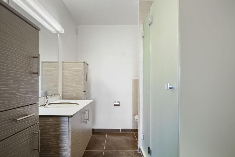 Neuchatel City Hotel - Oda