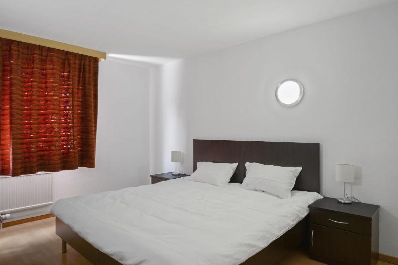 Neuchatel City Hotel - Oda