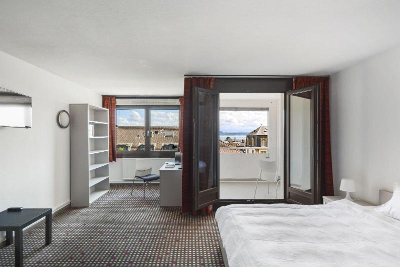 Neuchatel City Hotel - Oda