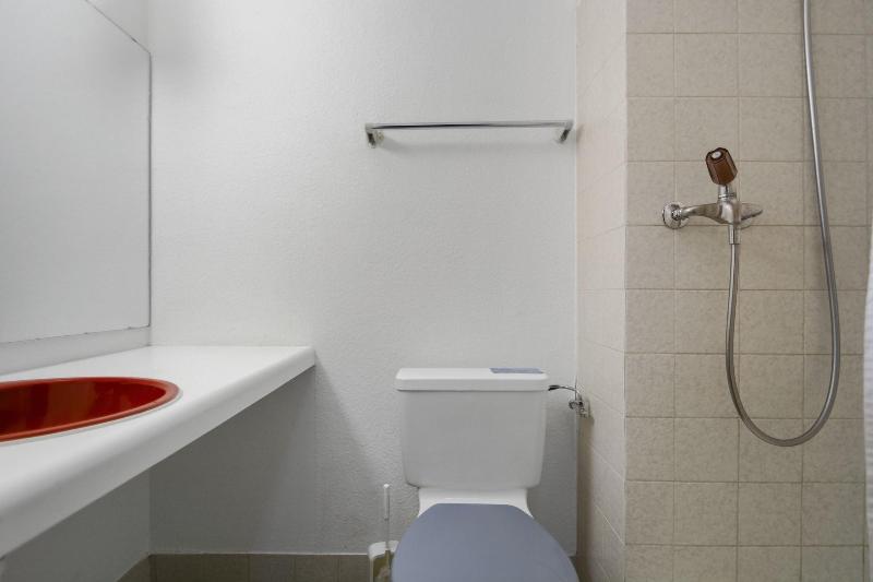Neuchatel City Hotel - Oda