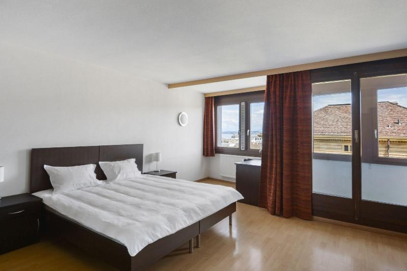 Neuchatel City Hotel - Oda