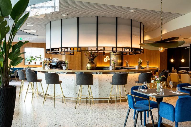 The Den, â€˜s-Hertogenbosch, a Tribute Portfolio - Restoran