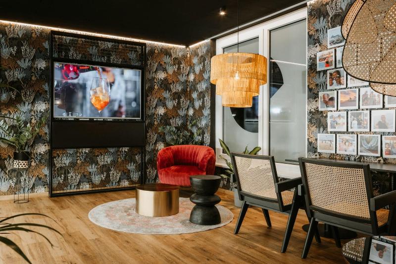 Rioca Vienna Posto 2 - Lobi