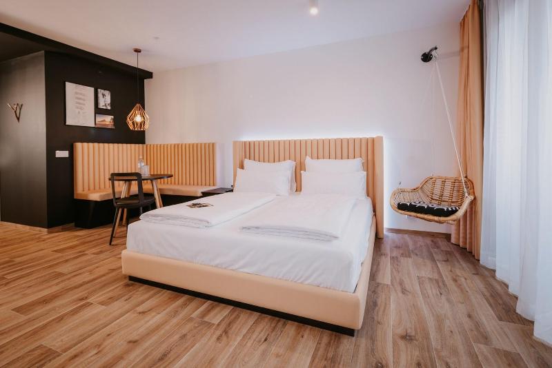 Rioca Vienna Posto 2 - Oda