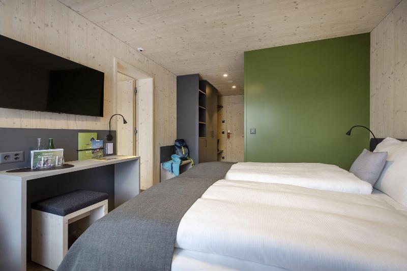 JUFA Hotel Savognin - Lobi