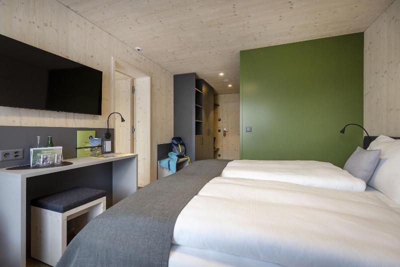 JUFA Hotel Savognin - Oda