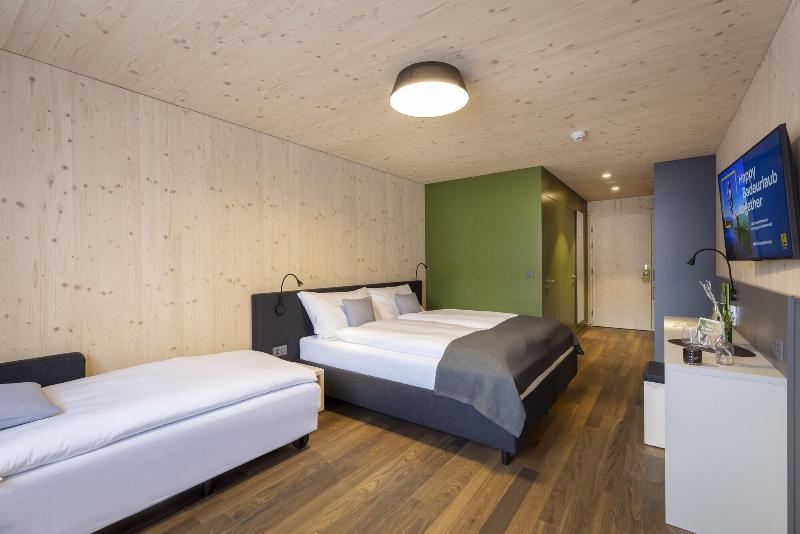 JUFA Hotel Savognin - Oda