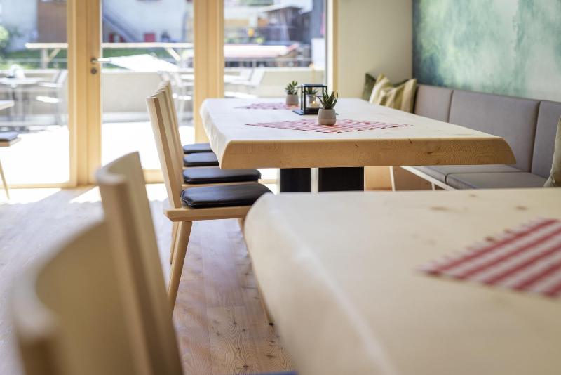 JUFA Hotel Savognin - Restoran