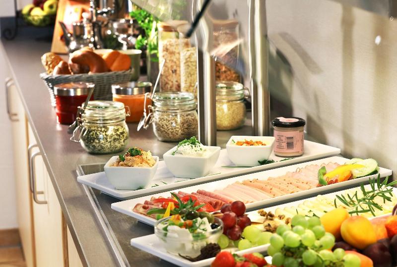 JUFA Hotel Savognin - Restoran