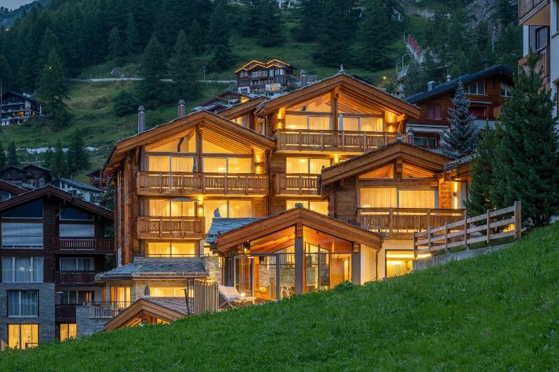 Luxury Residence Colosseo Zermatt - Genel