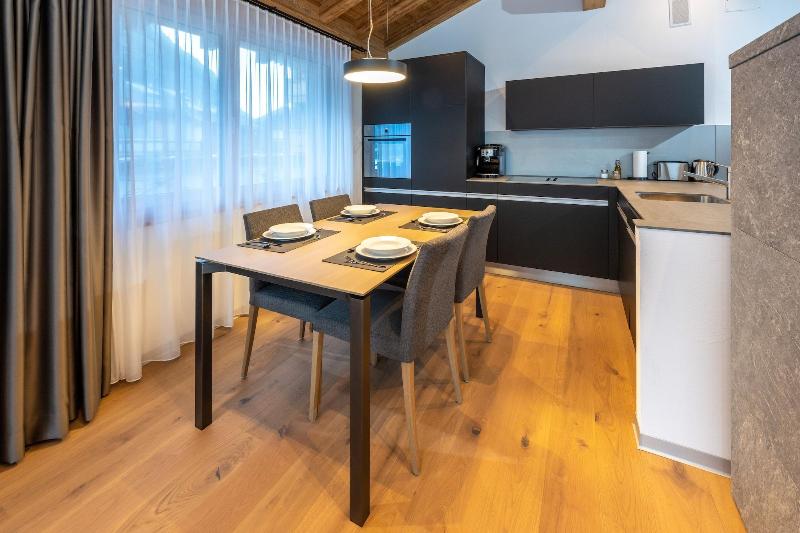 Luxury Residence Colosseo Zermatt - Oda