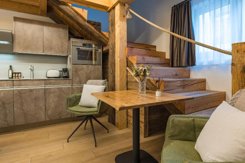 Luxury Residence Colosseo Zermatt - Oda