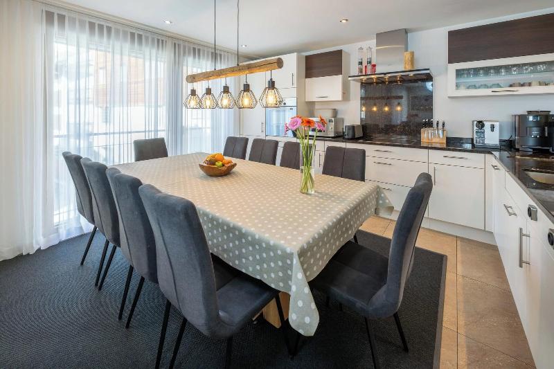 Luxury Residence Colosseo Zermatt - Oda