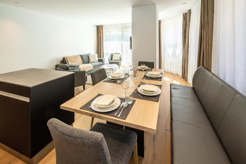 Luxury Residence Colosseo Zermatt - Oda