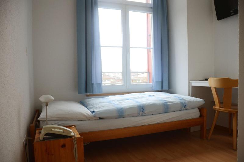 Hotel Bahnhof - Oda