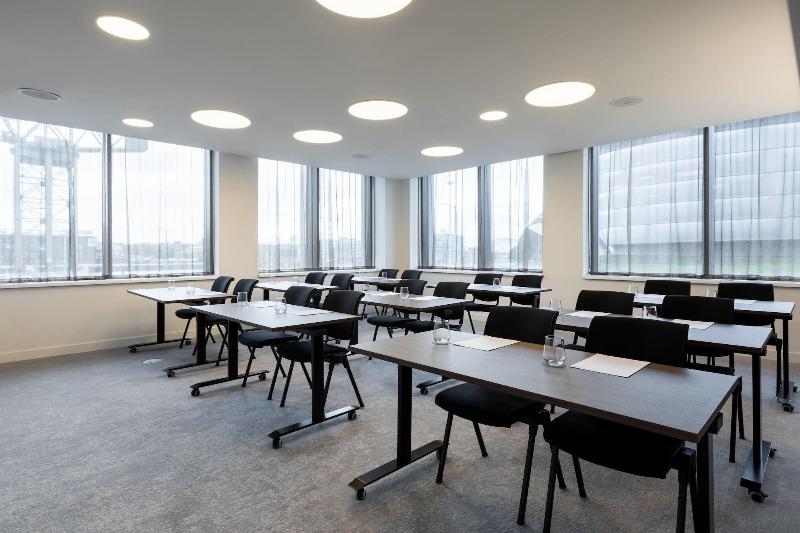 Courtyard By Marriott Glasgow Sec - Toplantı