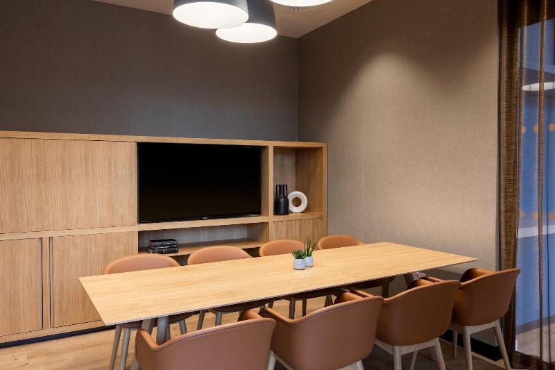 Courtyard By Marriott Glasgow Sec - Toplantı