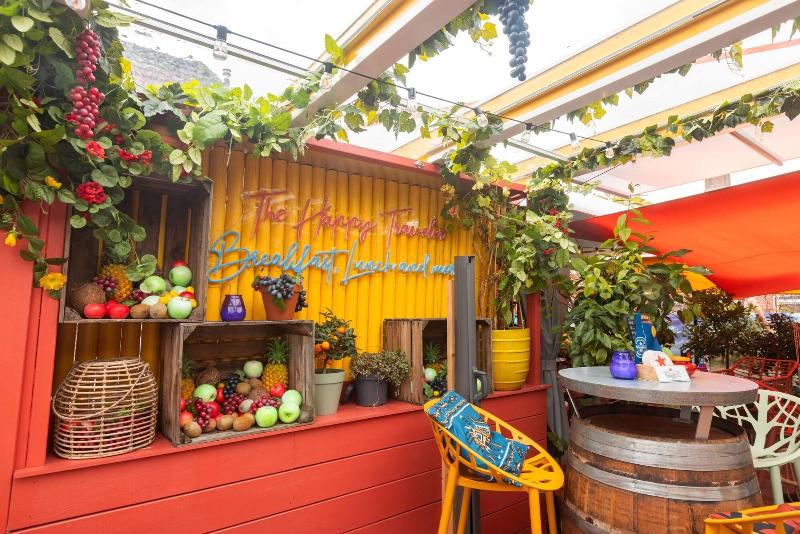 The Happy Traveler - Guesthouse Groningen - Bar