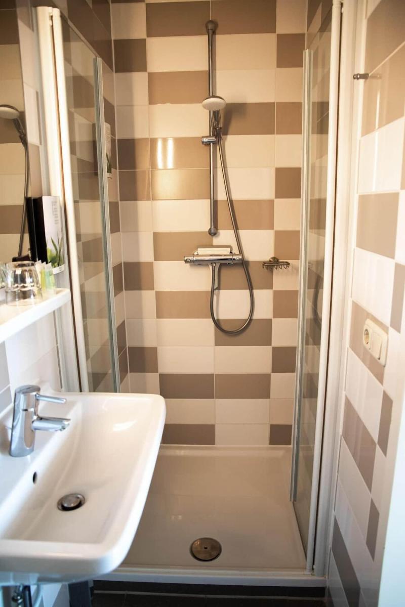 The Happy Traveler - Guesthouse Groningen - Oda