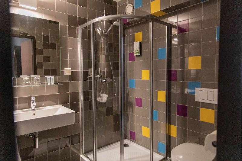 The Happy Traveler - Guesthouse Groningen - Oda
