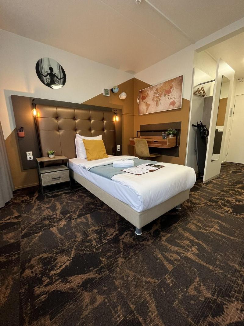 The Happy Traveler - Guesthouse Groningen - Oda