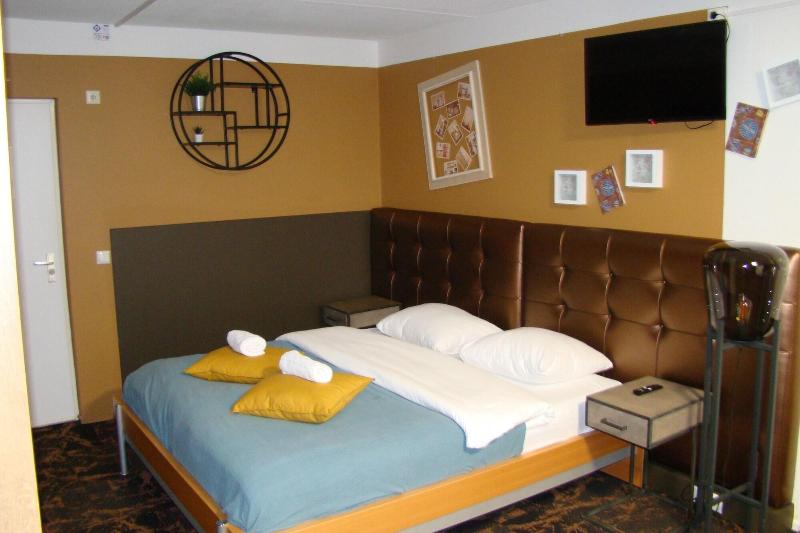 The Happy Traveler - Guesthouse Groningen - Oda