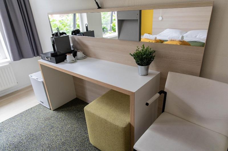 The Happy Traveler - Guesthouse Groningen - Oda