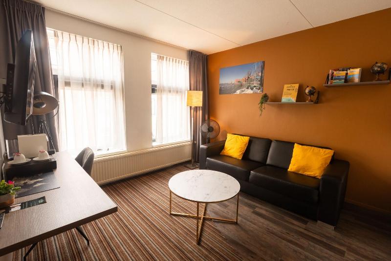 The Happy Traveler - Guesthouse Groningen - Oda