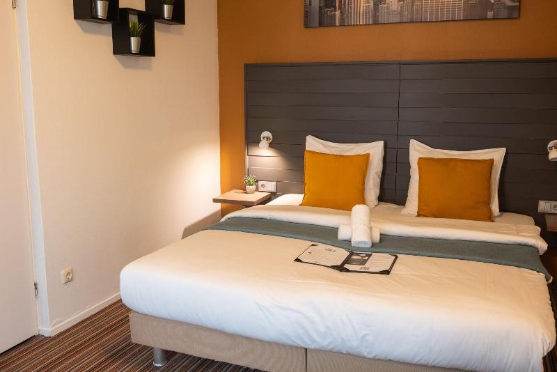 The Happy Traveler - Guesthouse Groningen - Oda