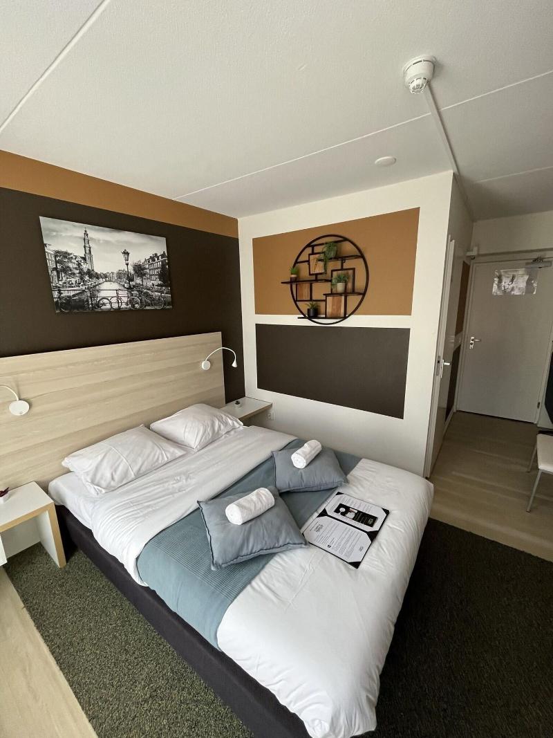 The Happy Traveler - Guesthouse Groningen - Oda