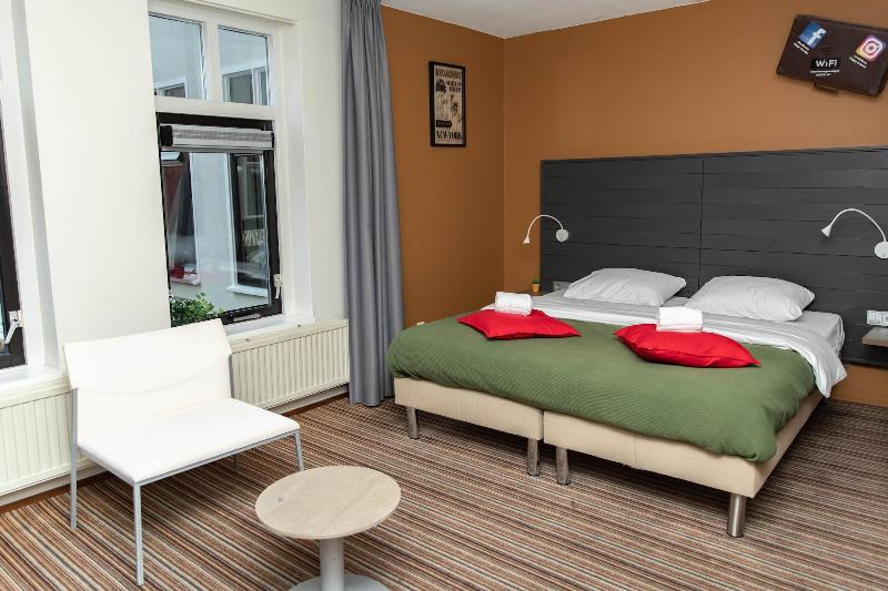 The Happy Traveler - Guesthouse Groningen - Oda