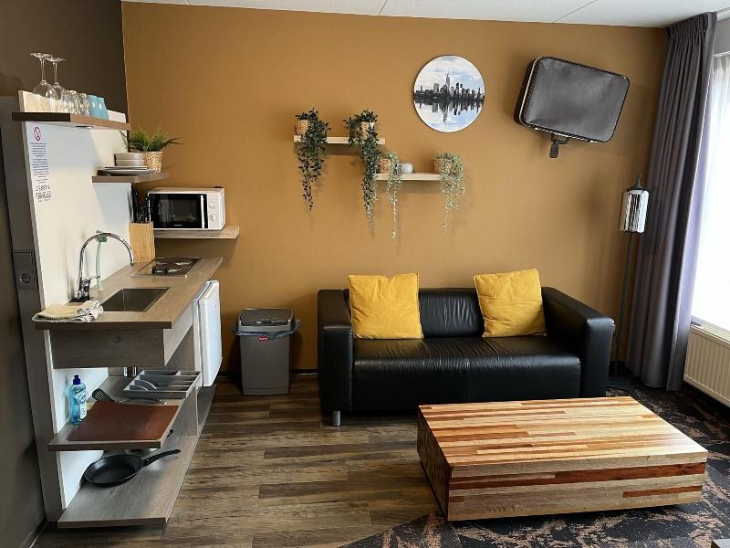 The Happy Traveler - Guesthouse Groningen - Oda