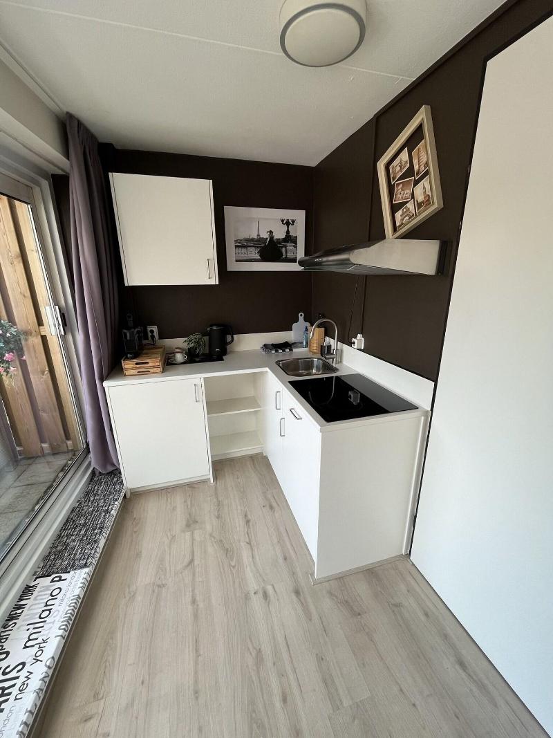 The Happy Traveler - Guesthouse Groningen - Oda