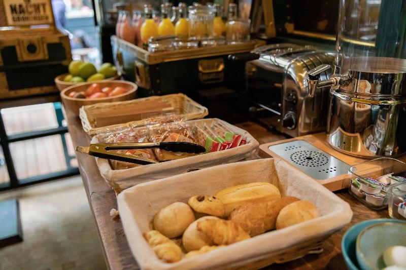 The Happy Traveler - Guesthouse Groningen - Restoran