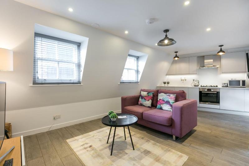 Urban Chic - Rathbone - Lobi