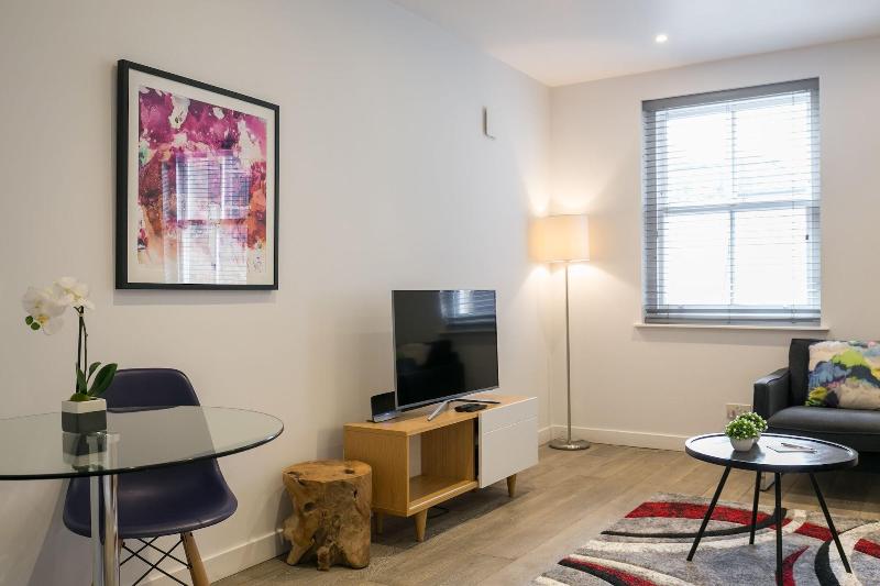 Urban Chic - Rathbone - Lobi
