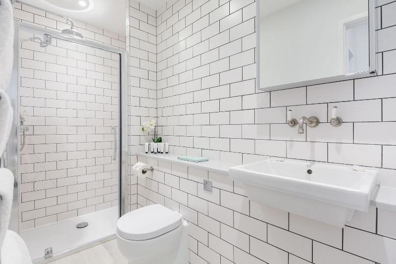 Urban Chic - Rathbone - Oda