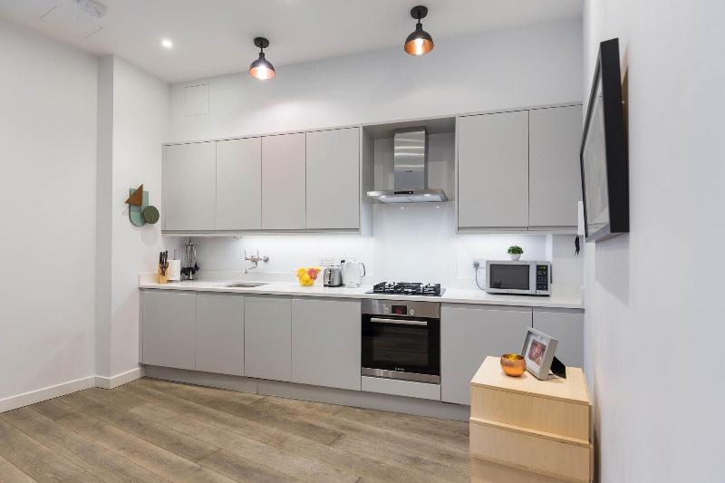 Urban Chic - Rathbone - Oda