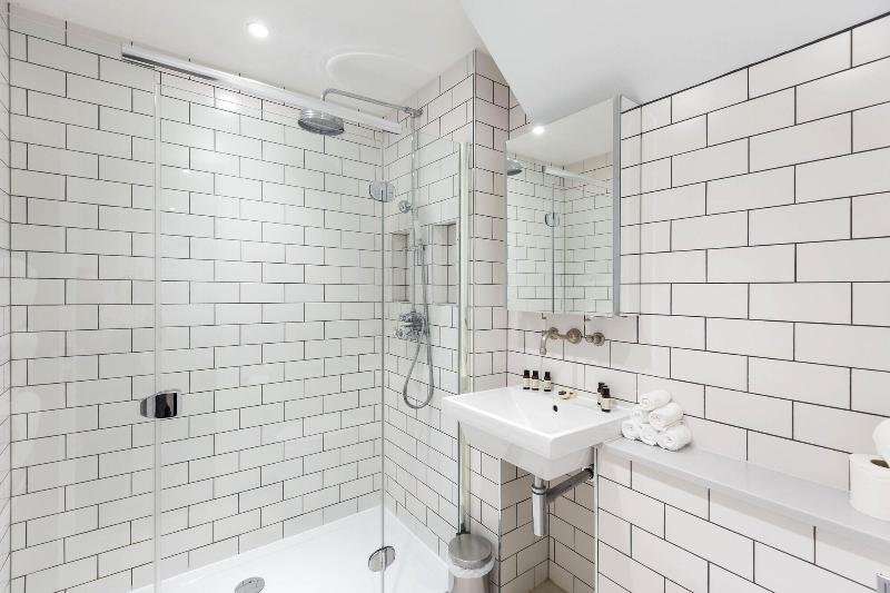 Urban Chic - Rathbone - Oda