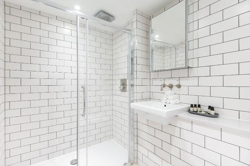 Urban Chic - Rathbone - Oda