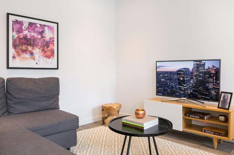 Urban Chic - Rathbone - Oda