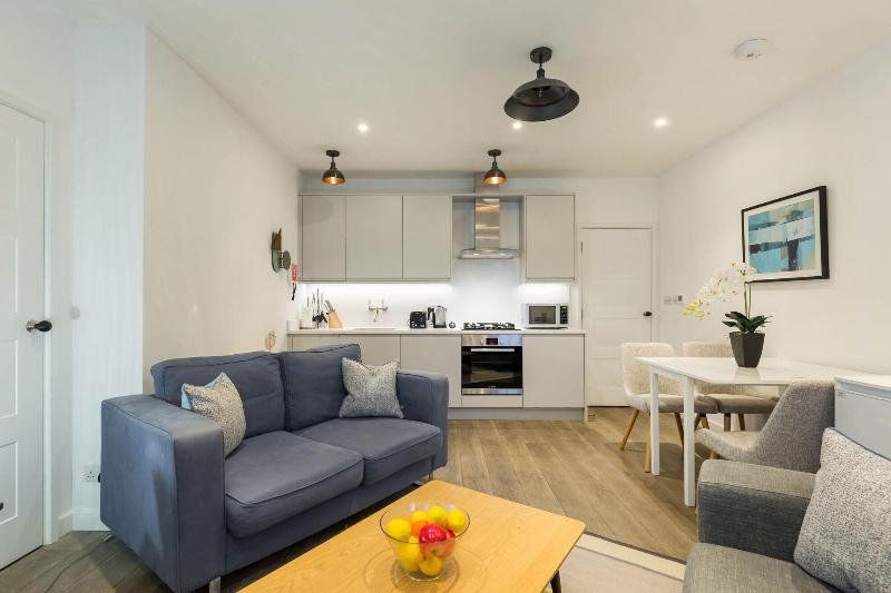 Urban Chic - Rathbone - Oda